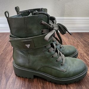 Women GUESS Alpinr Boots
